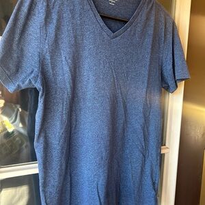 4 pack men’s small shirts